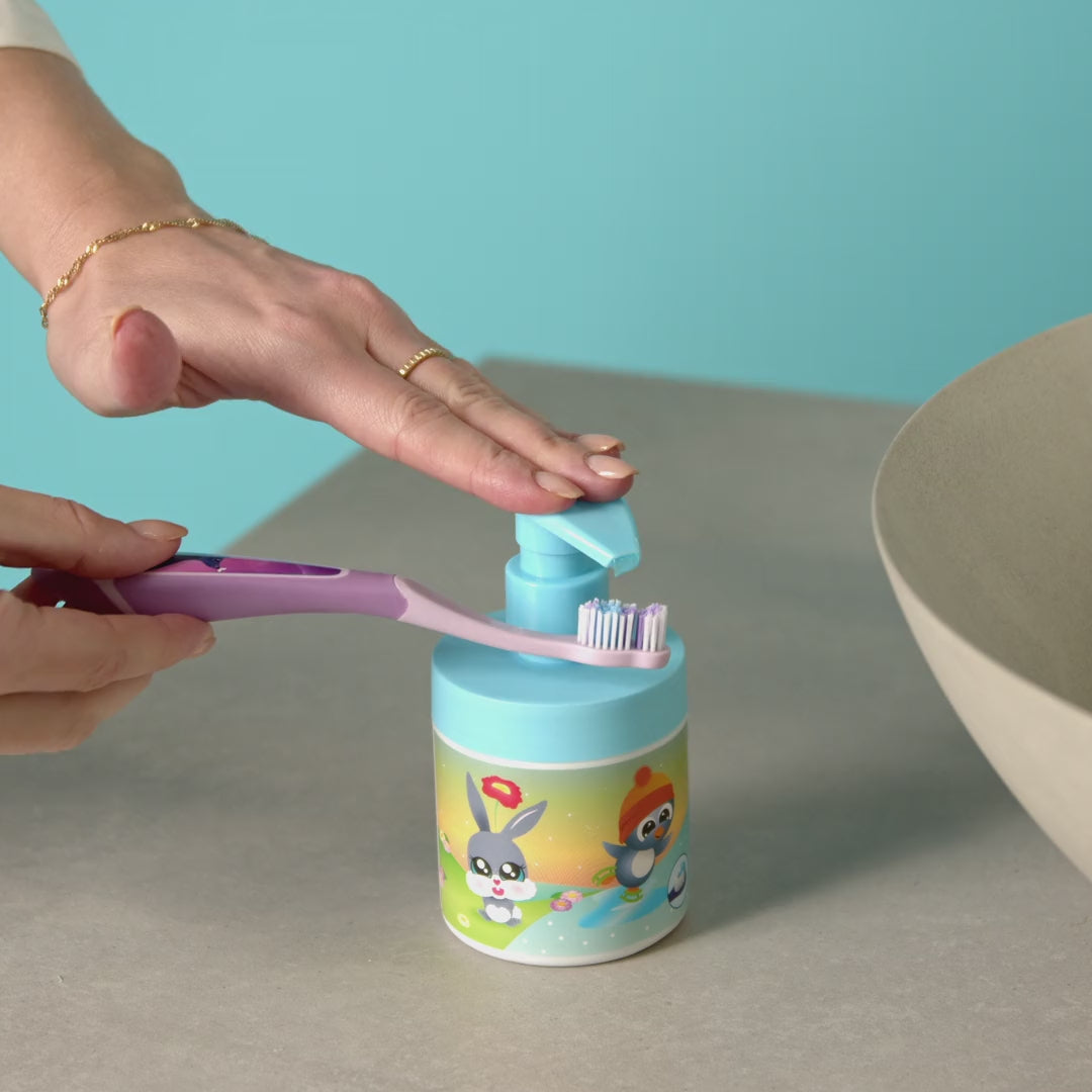Carregar vídeo: Pasta de Dentes Jordan Pump Infantil 0-5 anos 150ml
